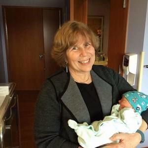 Meet your Posher, Elise